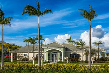 Wi-fi in clubhouse & pool side